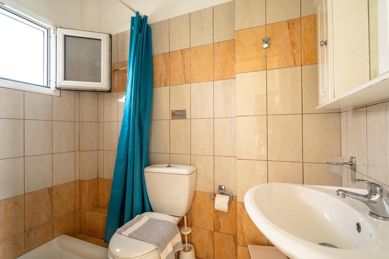 Helena Inn Свороната Экстерьер фото